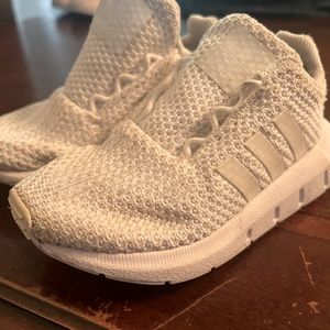 Toddler adidas shoes size 6